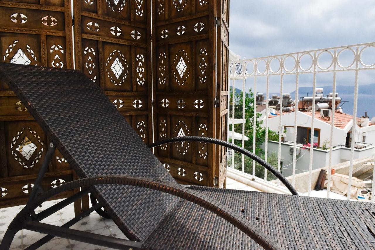 Smyrna Pansiyon Kaş Exterior foto
